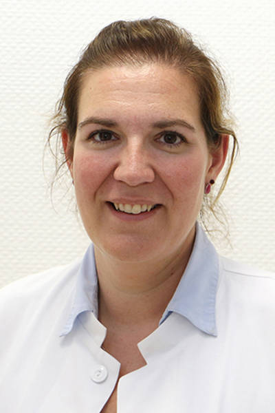 Porträt von Dr. Sina Deimel